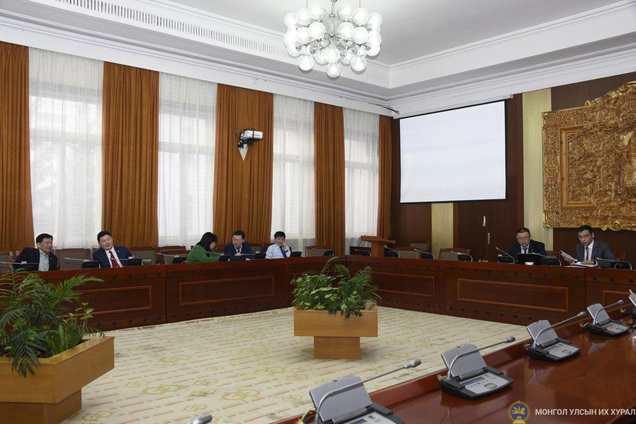 БАЙНГЫН ХОРОО: ААН-ийн орлогын албан татварын тухай хуульд нэмэлт өөрчлөлт оруулах тухай хэлэлцэнэ